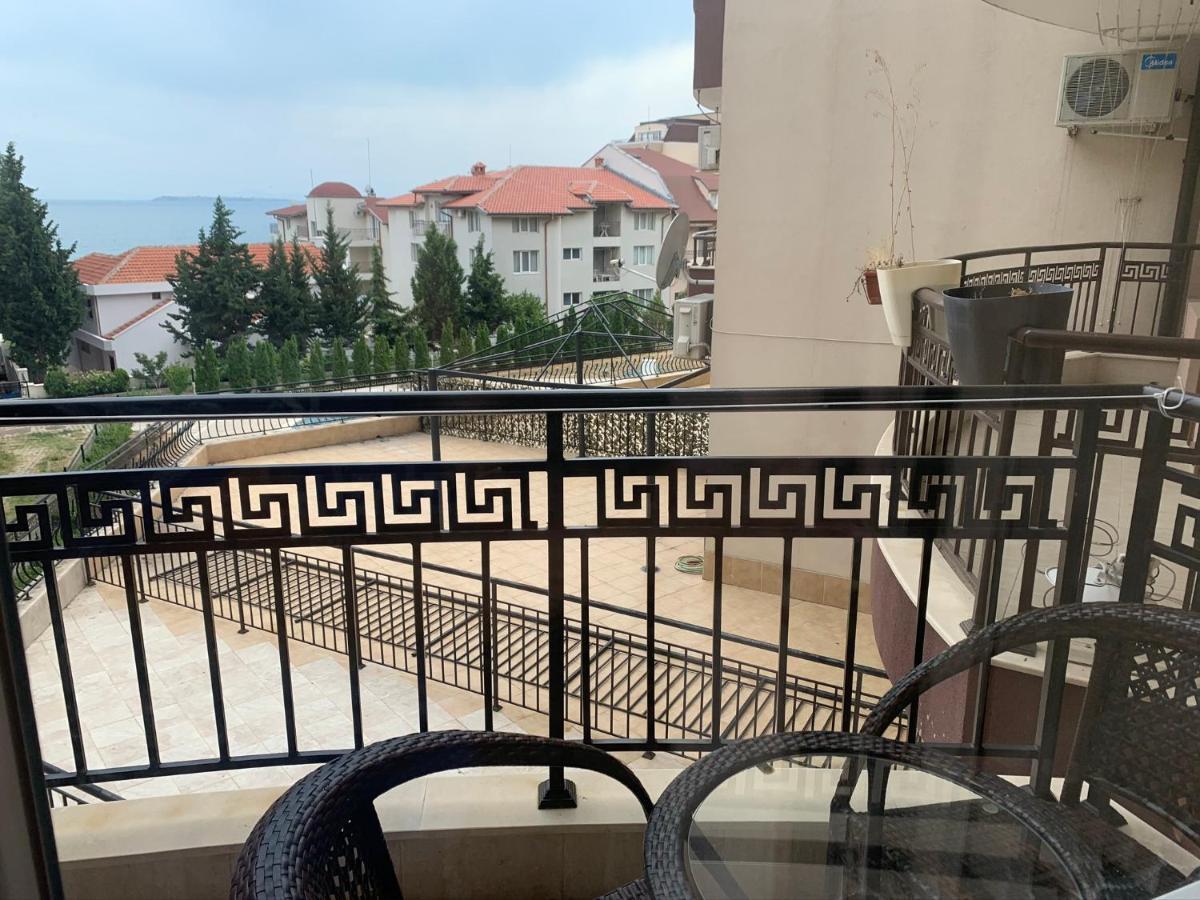 Marina Bay Apart Saint Vlas Свети-Влас Экстерьер фото